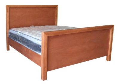 MOD BED (DOUBLE) ANTIQUE