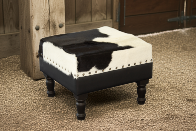 NGUNI OTTOMAN (600X600) BLACK / WHITE
