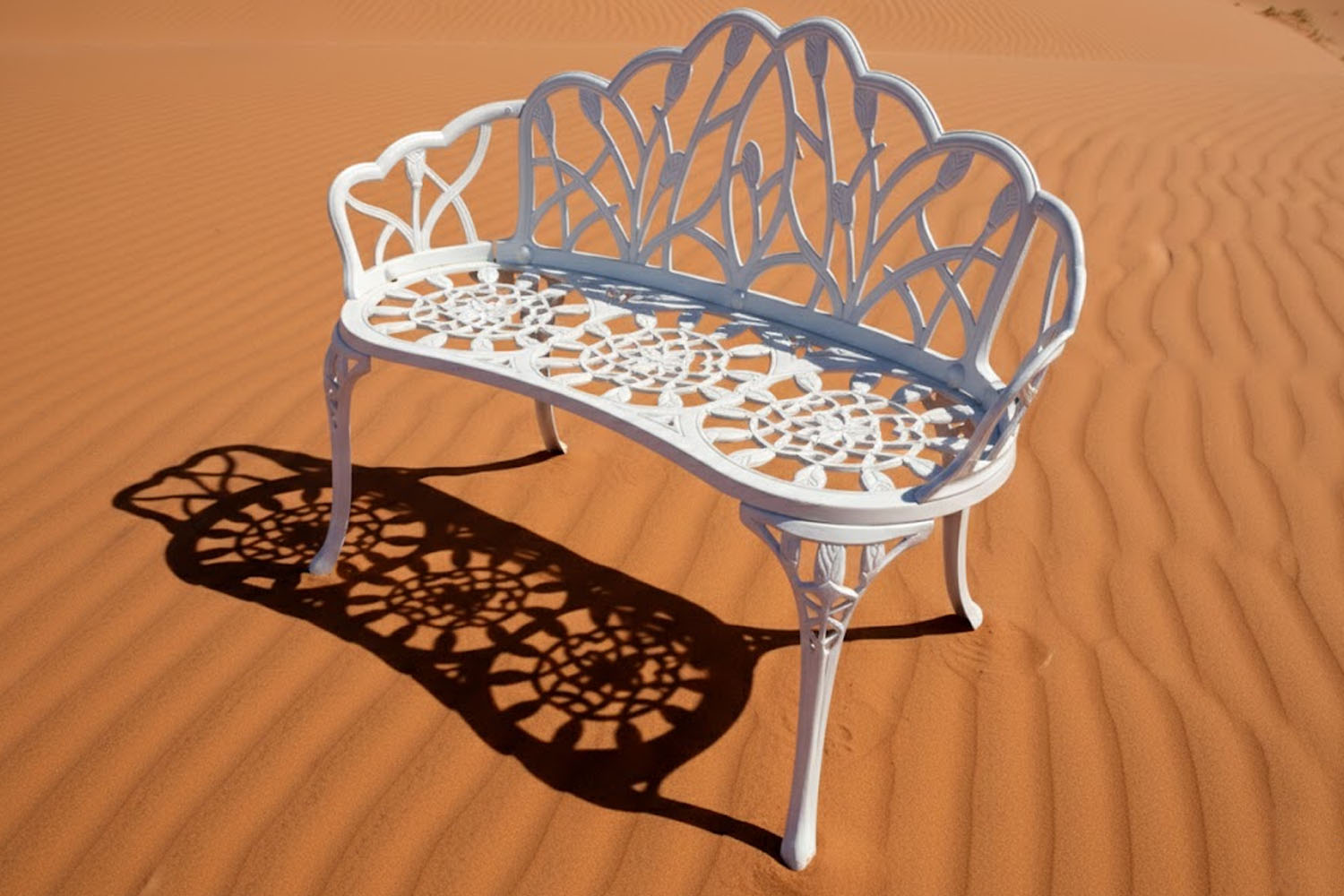 Aluminium-Park-Bench---Tulip-White