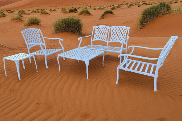 Aluminium 5 Piece 4 Seater Morris set - Lifestyle pic