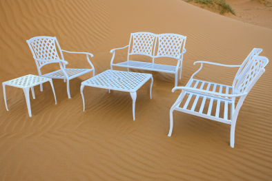 Aluminium 5 Piece 5 Seater Morris set White - Lifestyle