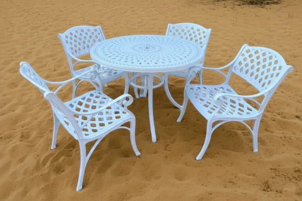 Aluminium Cottage 4 Seater White Dining Set Special 1000mm round