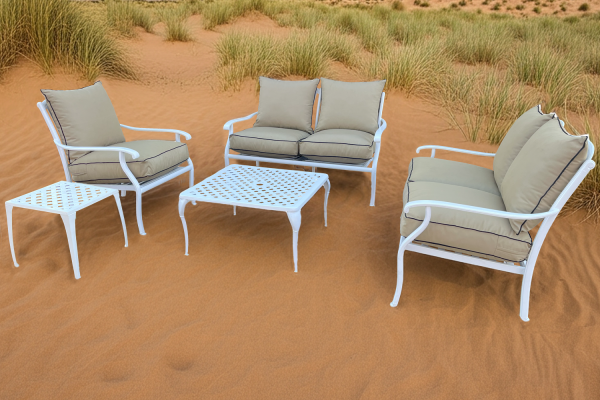 Aluminium Morris 5 seater 5 piece Set White with Beige cushions - Lifestyle