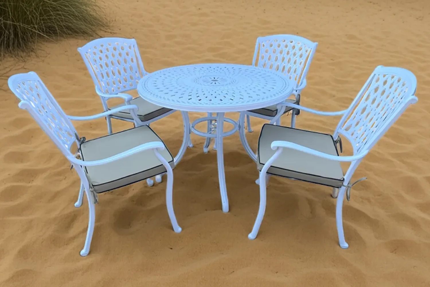 Aluminium Tuscan 4 seater dining set with Beige cushions