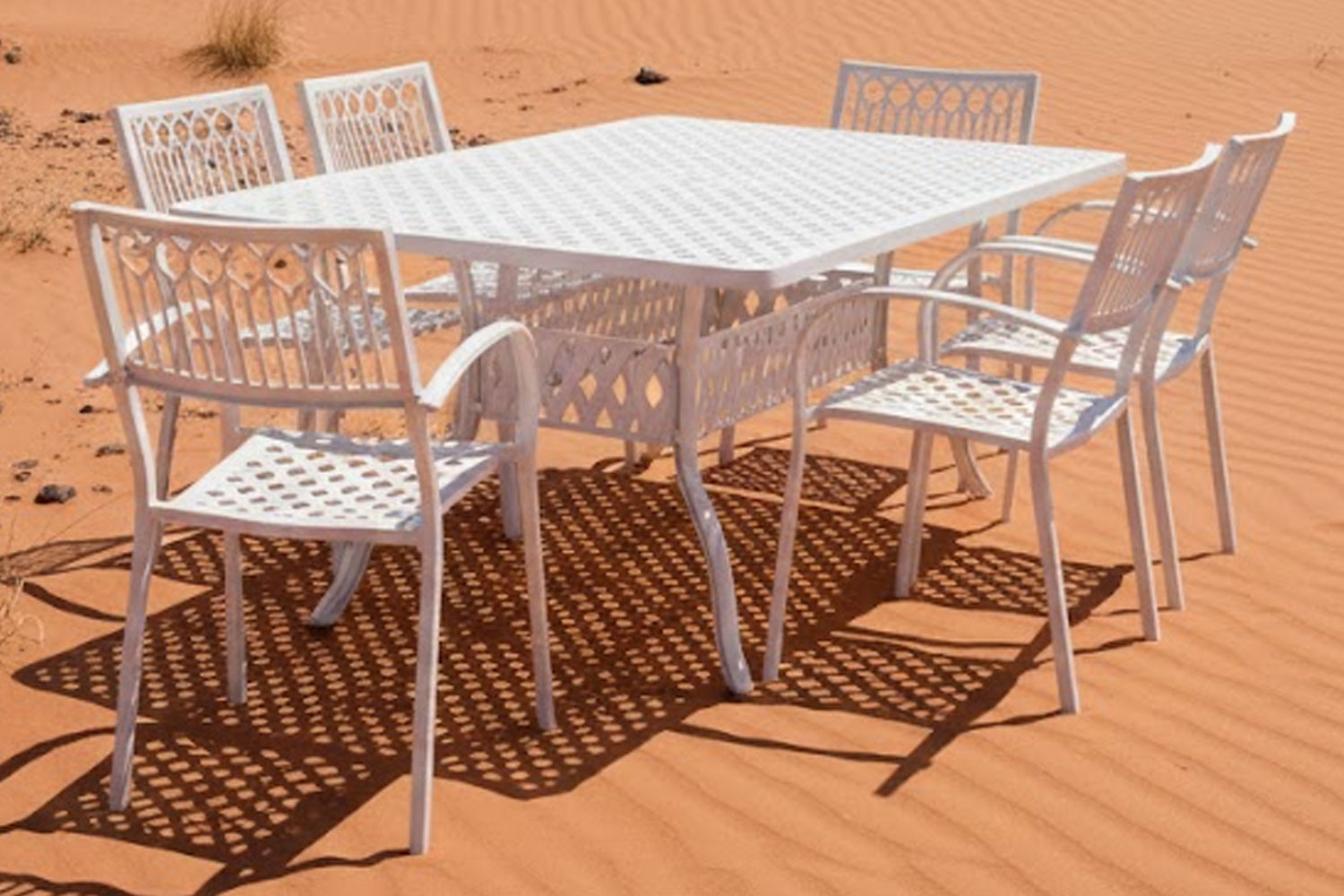 Aluminium Atlas 6 Seater Dining White Set