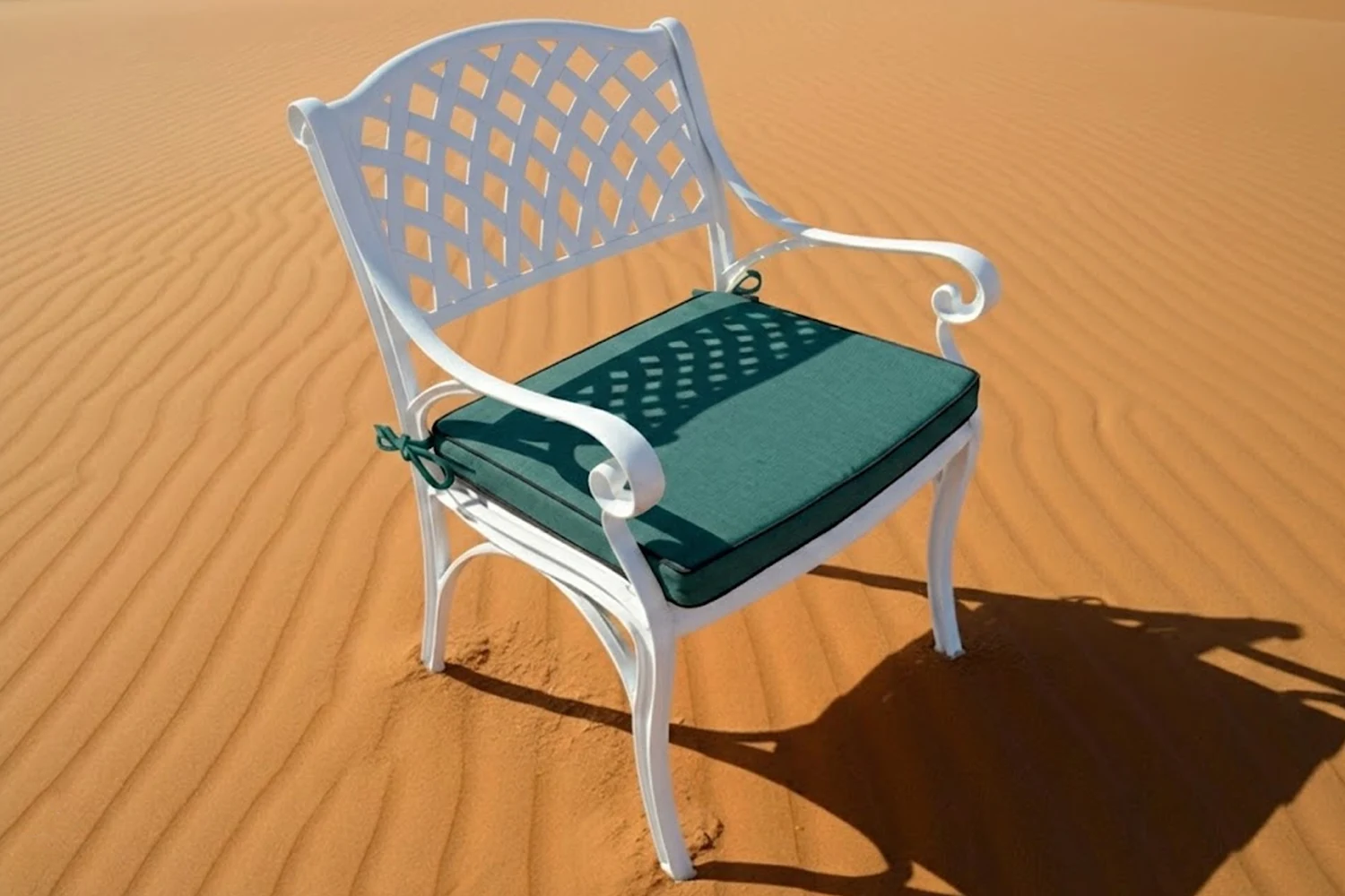 Cottage Aluminium Dining Chair (White, Green Cushion)